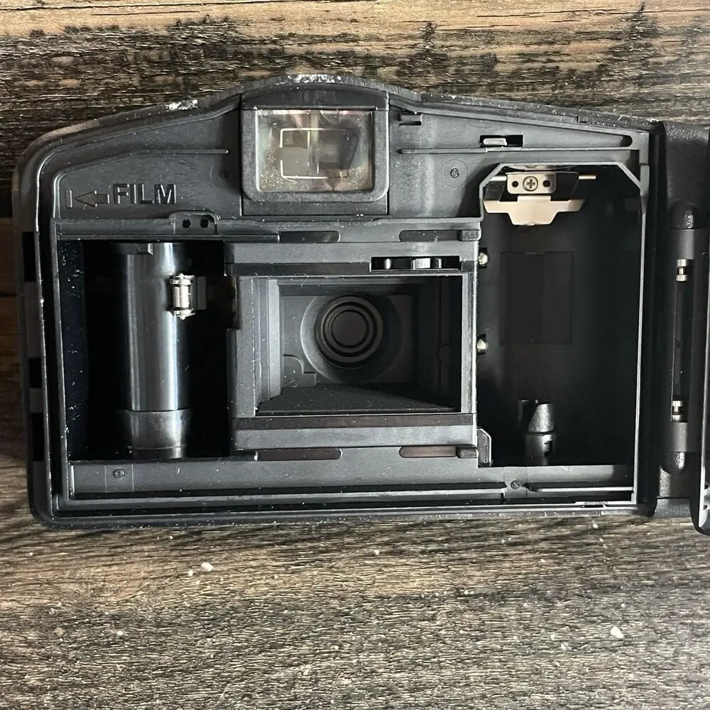 Tested Working Canon Snappy LX 35mm Point & Shoot Film Camera - Vintage Compact